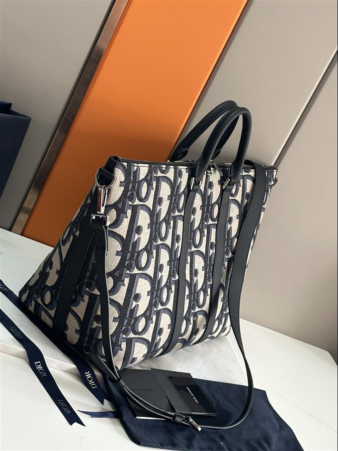 2025228Y 650P203146606